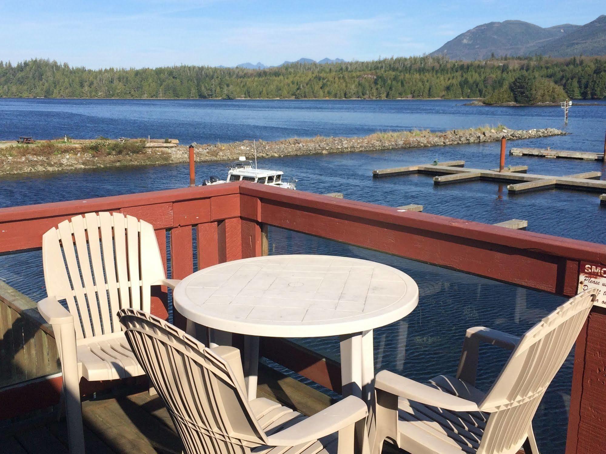 Island West Resort Ucluelet Eksteriør billede